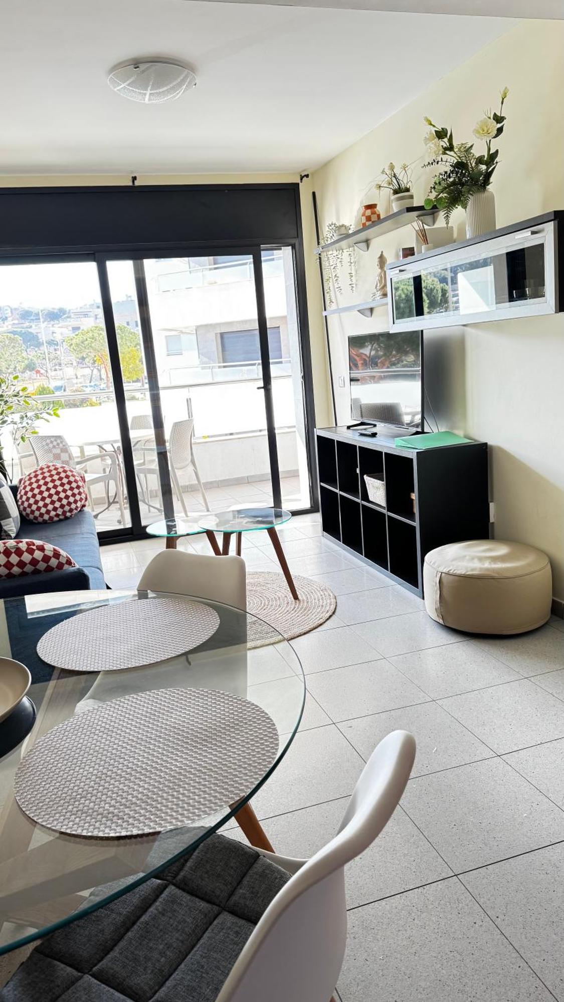 Relax Apartamento Playa Fenals Lloret de Mar Bagian luar foto