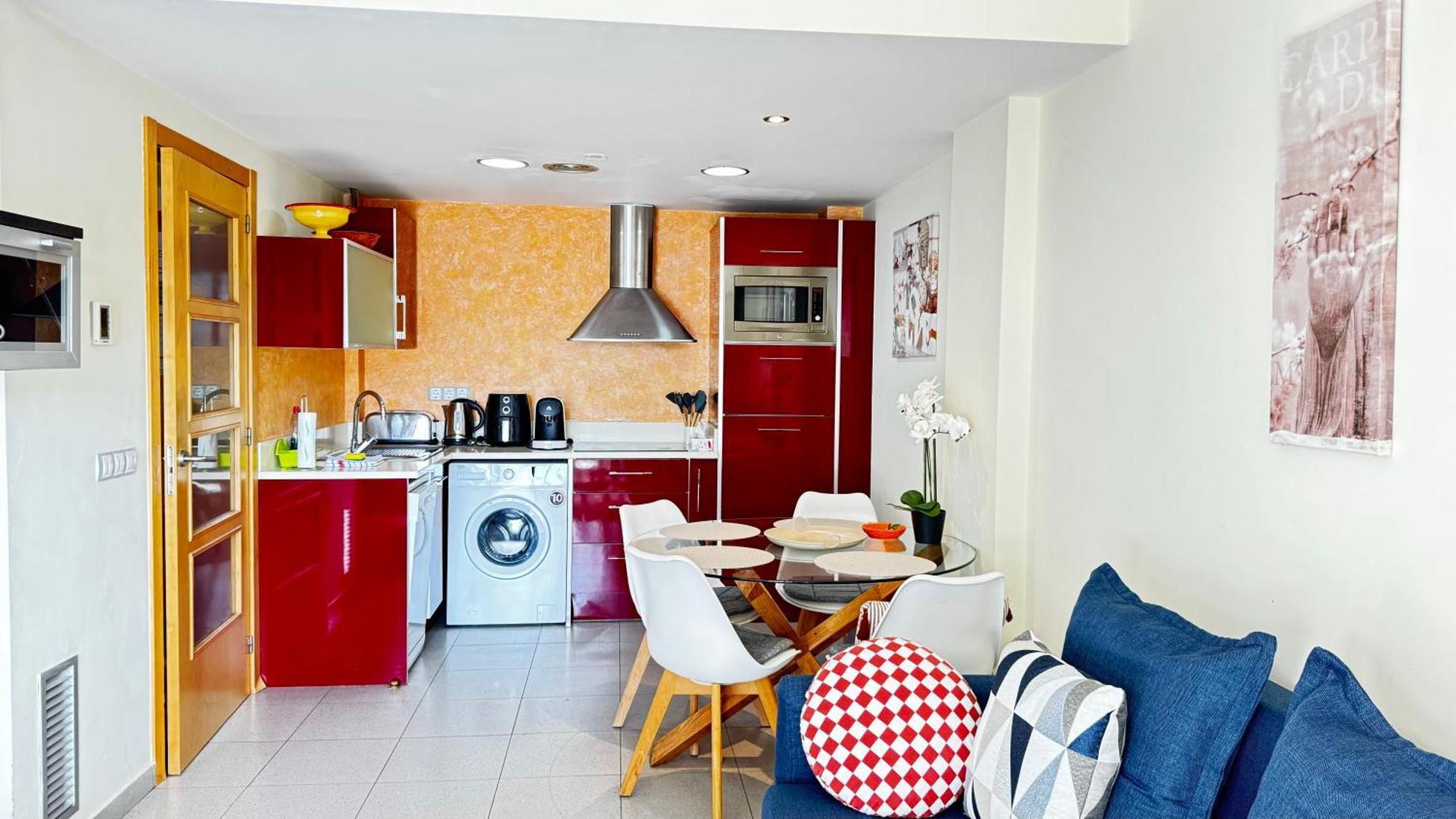 Relax Apartamento Playa Fenals Lloret de Mar Bagian luar foto
